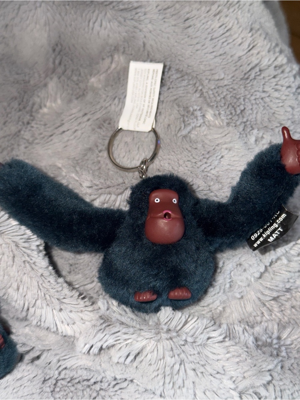 Plush Keychain Kiplingโs large navy blue monkey MATT